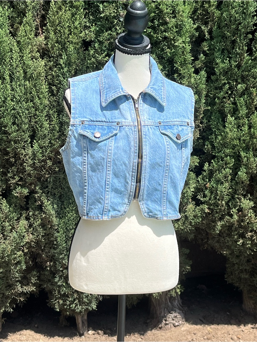 Contempo Denim Zip-Front Cropped Vest in Light Blue